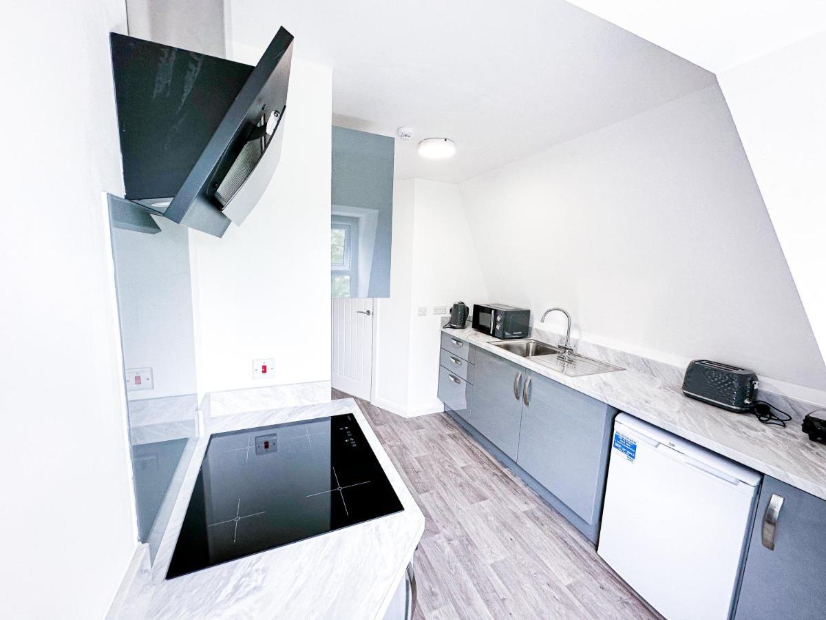 Lovely Studio Apartment Maidstone Bagian luar foto